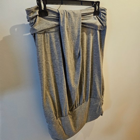 Strapless - Picture 1 of 1